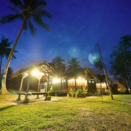 Kampung Tok Lembut Vacation Home ปันไตเจอนัง ภายนอก รูปภาพ